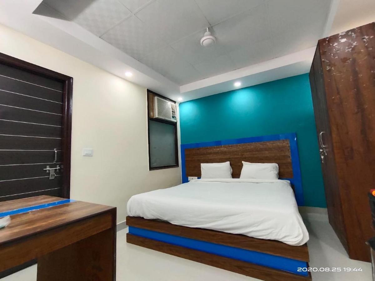 Hotel Royal Town New Delhi Luaran gambar